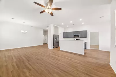 11041 Patriot Court, Cleveland, TX 77328 - Photo 2