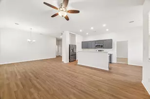 11041 Patriot Ct, Cleveland, TX 77328 - Photo 2