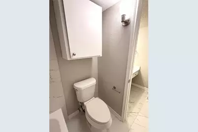 1515 Sandy Springs Road #1102, Houston, TX 77042 - Photo 16