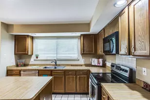 25539 Chapel Ridge Ln, Spring, TX 77373 - Photo 8