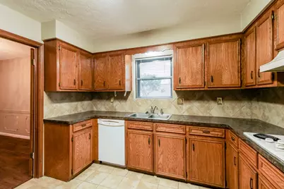 353 Dawn Hill, Friendswood, TX 77546 - Photo 8