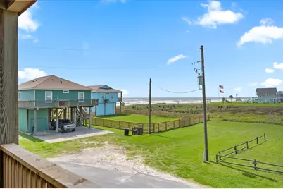 2757 Gulfview Lane, Crystal Beach, TX 77650 - Photo 6
