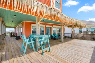 2757 Gulf View Ln, Crystal Beach, TX 77650 - Photo 12