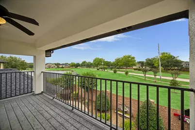5230 Turning Leaf Lane, Sugar Land, TX 77479 - Photo 32