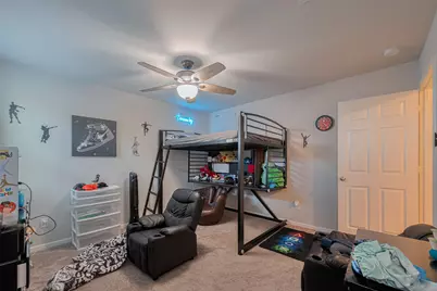 10914 Webber Lane, Texas City, TX 77591 - Photo 14