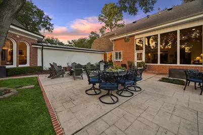 14 Stonegate Drive, Houston, TX 77024 - Photo 46