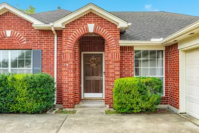 222 Colony Creek Drive, Dickinson, TX 77539 - Photo 4