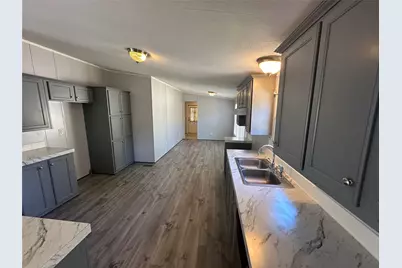 9522 Cypress Drive, Willis, TX 77318 - Photo 4