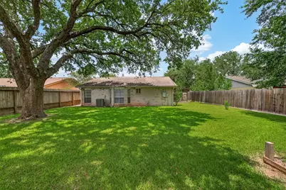 2811 Pheasant Creek Drive, Sugar Land, TX 77498 - Photo 34