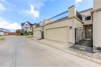 13606 Teal Bluff Lane, Houston, TX 77077 - Photo 46