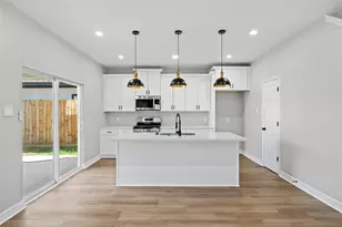 813 Barbara Mae St, Houston, TX 77015 - Photo 6