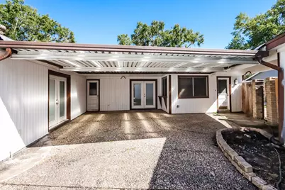 3815 Plum Hollow Drive, Houston, TX 77059 - Photo 18