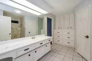3815 Plum Hollow Dr, Houston, TX 77059 - Photo 14