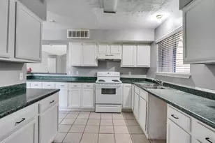 3306 Mayfly Ct, Katy, TX 77449 - Photo 10