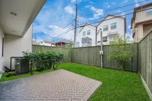 314 W Clay St, Houston, TX 77019 - Photo 42