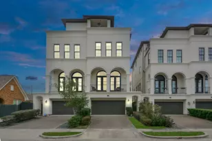 314 W Clay St, Houston, TX 77019 - Photo 2