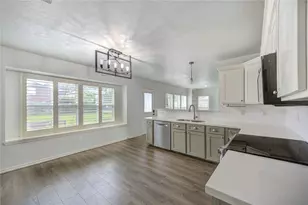 3526 Pecan Point Dr, Sugar Land, TX 77478 - Photo 12