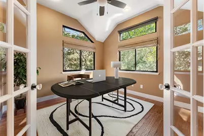 98 S Wilde Yaupon Court, The Woodlands, TX 77381 - Photo 4