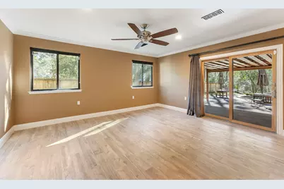 98 S Wilde Yaupon Court, The Woodlands, TX 77381 - Photo 20