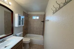 412 Snow Dr, West Columbia, TX 77486 - Photo 10
