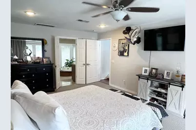 807 Trochta Street, El Campo, TX 77437 - Photo 16