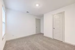 2831 Kennet Manor Dr, Houston, TX 77047 - Photo 14