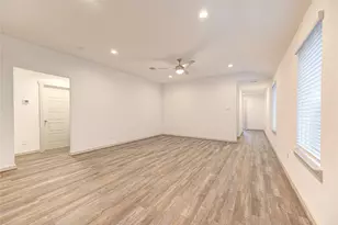 2831 Kennet Manor Dr, Houston, TX 77047 - Photo 6