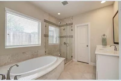 6007 Potomac Park Drive, Houston, TX 77057 - Photo 18