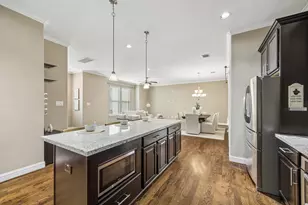 1031 W 21st St, Houston, TX 77008 - Photo 16