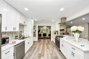 5702 Indigo St, Houston, TX 77096 - Photo 6