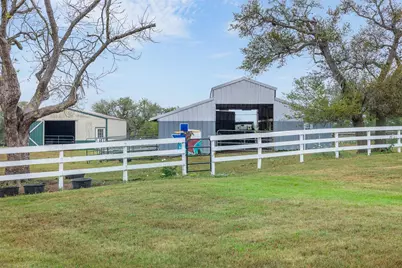 1089 Club Lane, Columbus, TX 78934 - Photo 34