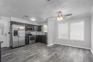 7102 Foxwood Forest Ct, Humble, TX 77338 - Photo 6