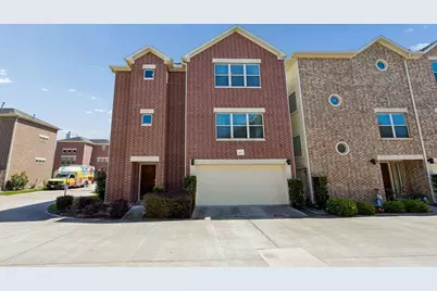 11603 Main Spruce Drive, Houston, TX 77025 - Photo 2