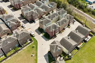 11603 Main Spruce Dr, Houston, TX 77025 - Photo 14