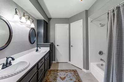 6614 Brittany Park Lane, Houston, TX 77066 - Photo 32