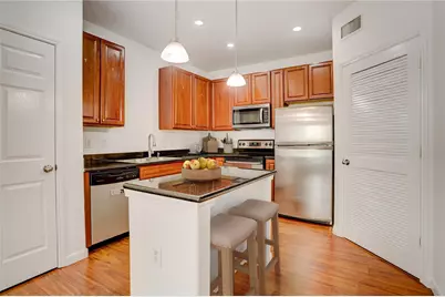 9200 Westheimer Road #1701, Houston, TX 77063 - Photo 10