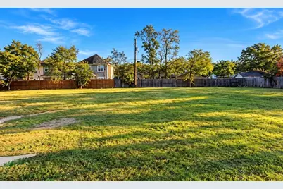 3907 College Main Street, Bryan, TX 77801 - Photo 6
