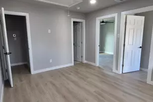 7909 Ford St, Houston, TX 77012 - Photo 2