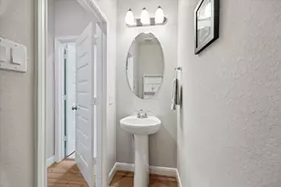 906 Barstow Dr, Rosharon, TX 77583 - Photo 14