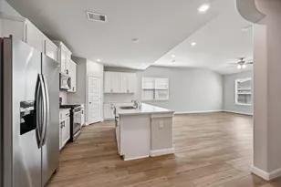 906 Barstow Dr, Rosharon, TX 77583 - Photo 6