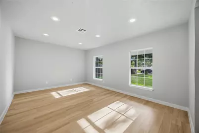 12006 Ashcroft Drive, Houston, TX 77035 - Photo 6