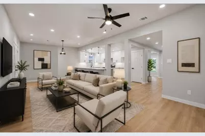 12006 Ashcroft Drive, Houston, TX 77035 - Photo 8