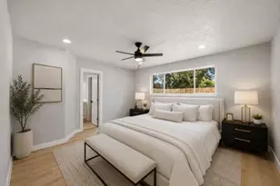12006 Ashcroft Dr, Houston, TX 77035 - Photo 18