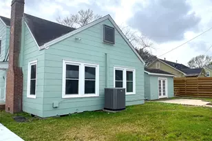 801 Ave F, El Campo, TX 77437 - Photo 34