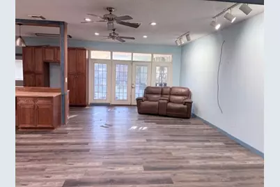 207 Banyan Street, Lake Jackson, TX 77566 - Photo 14