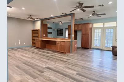 207 Banyan Street, Lake Jackson, TX 77566 - Photo 8