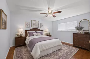 2610 Shadowdale Dr, Houston, TX 77043 - Photo 32