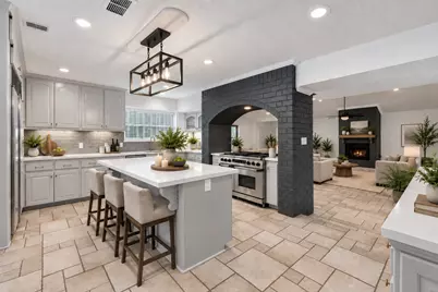 5 Thornhedge Court, The Woodlands, TX 77381 - Photo 14