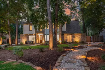 5 Thornhedge Court, The Woodlands, TX 77381 - Photo 2