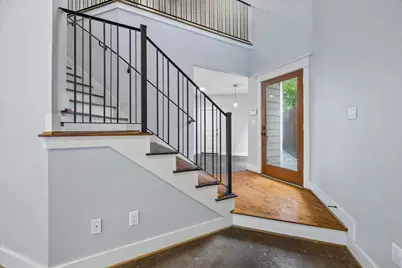 1418 Asbury Street, Houston, TX 77007 - Photo 2